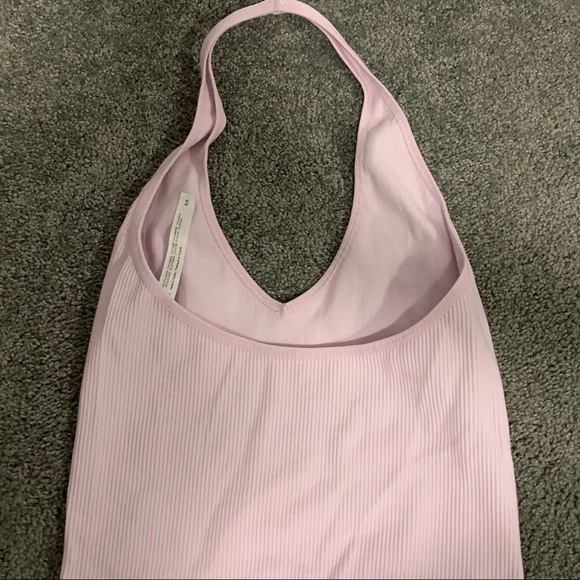 Urban halter top - Picture 2 of 3